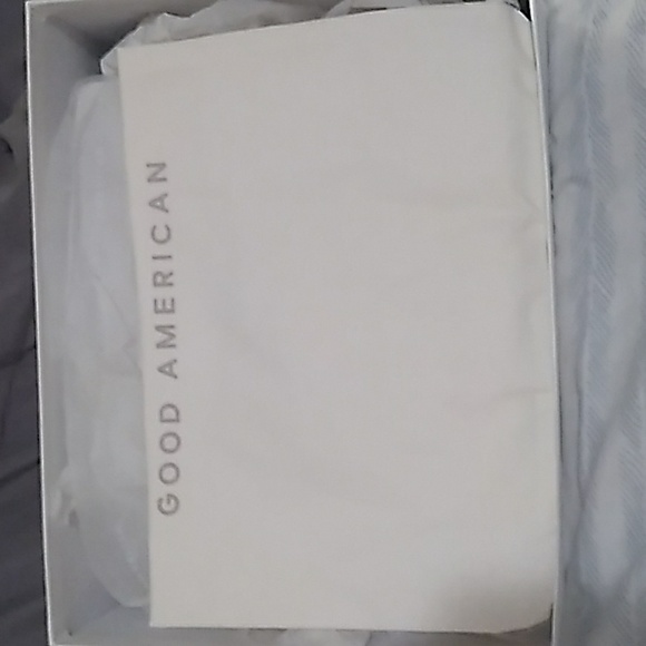 Good American shoes - Picture 3 of 5